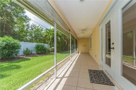 539 6th Street Vero Beach FL 32962