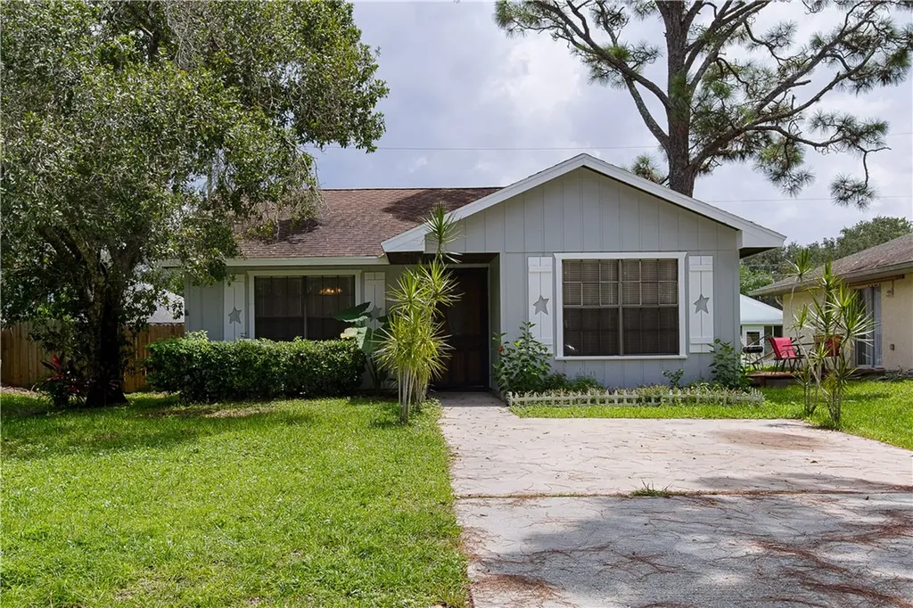 2340 85th Court Vero Beach FL 32966