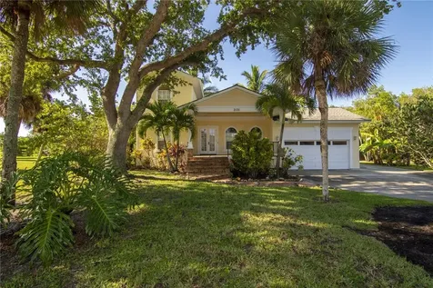 2135 Seminole Shores Lane Vero Beach FL 32963