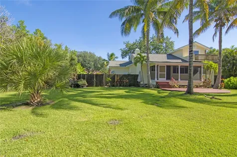 2135 Seminole Shores Lane Vero Beach FL 32963