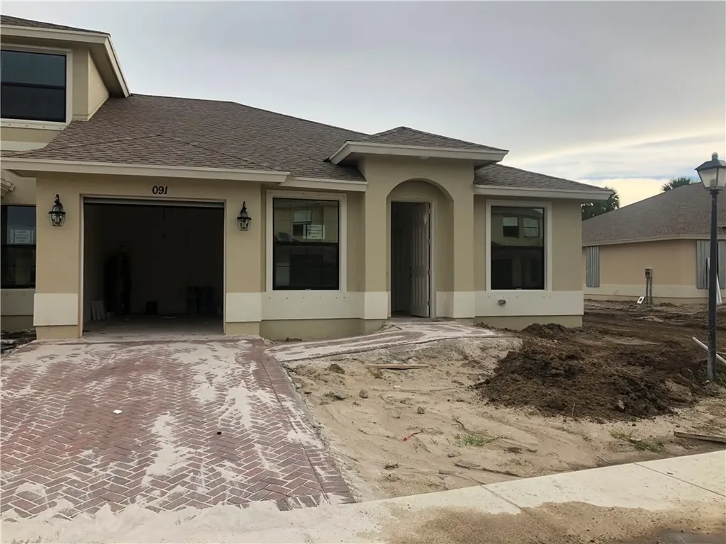10091 W Villa Circle Vero Beach FL 32966