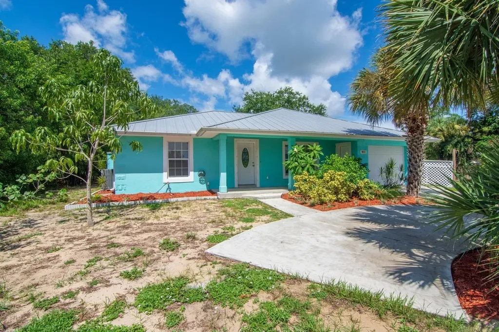 1033 Louisiana Avenue Sebastian FL 32958