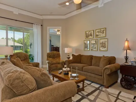 7491 Oakridge Place Vero Beach FL 32966