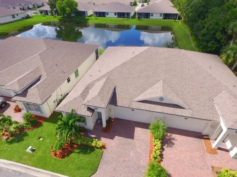 7491 Oakridge Place Vero Beach FL 32966