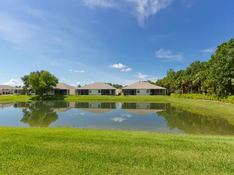 7491 Oakridge Place Vero Beach FL 32966
