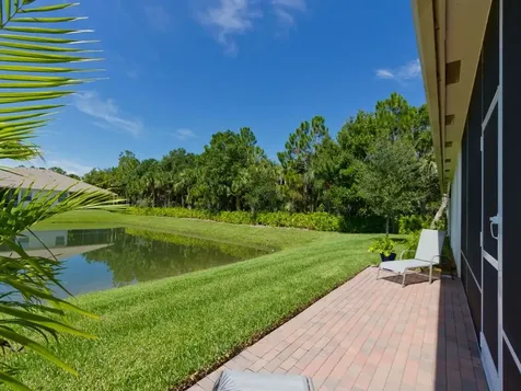 7491 Oakridge Place Vero Beach FL 32966