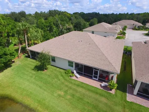7491 Oakridge Place Vero Beach FL 32966