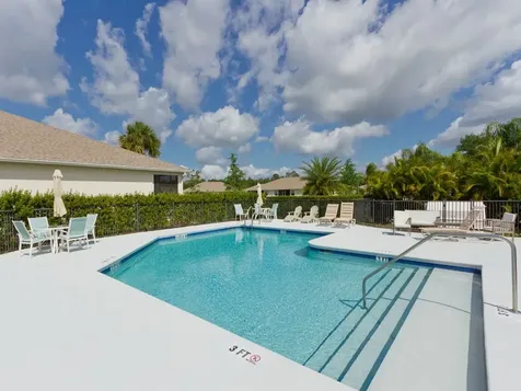 7491 Oakridge Place Vero Beach FL 32966