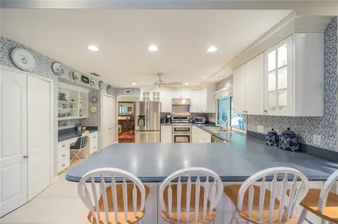 435 38th Square SW Vero Beach FL 32968
