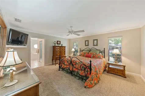 435 38th Square SW Vero Beach FL 32968