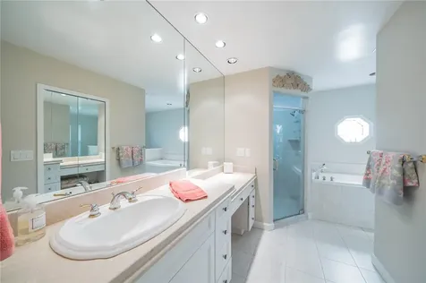 435 38th Square SW Vero Beach FL 32968