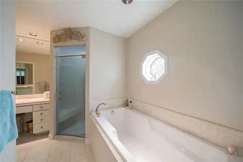 435 38th Square SW Vero Beach FL 32968