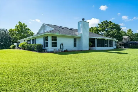 435 38th Square SW Vero Beach FL 32968