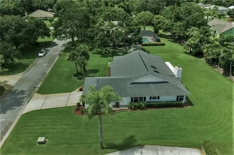 435 38th Square SW Vero Beach FL 32968