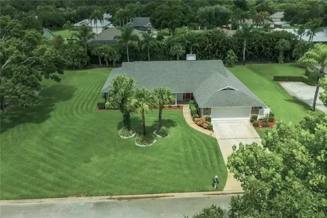 435 38th Square SW Vero Beach FL 32968