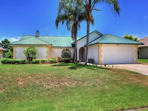 973 George Street Sebastian FL 32958