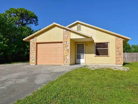 1625 22nd Avenue SW Vero Beach FL 32962