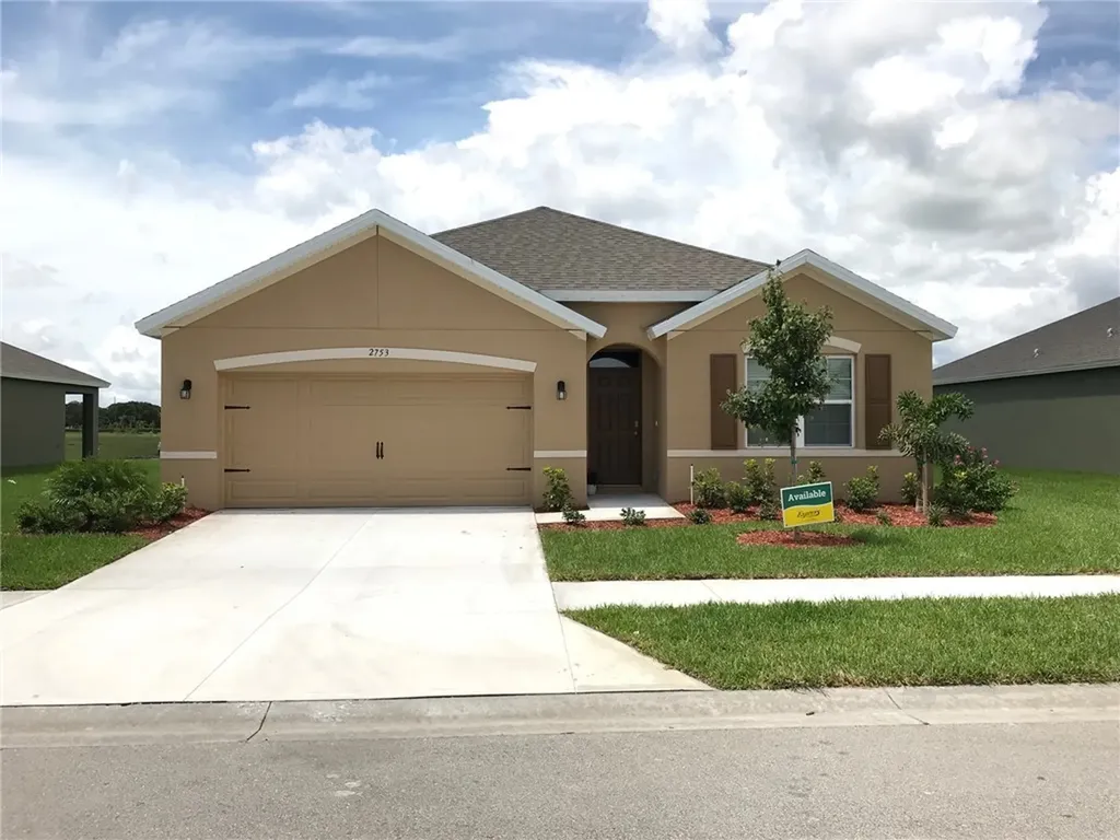 2753 Granville Manor SW Vero Beach FL 32968