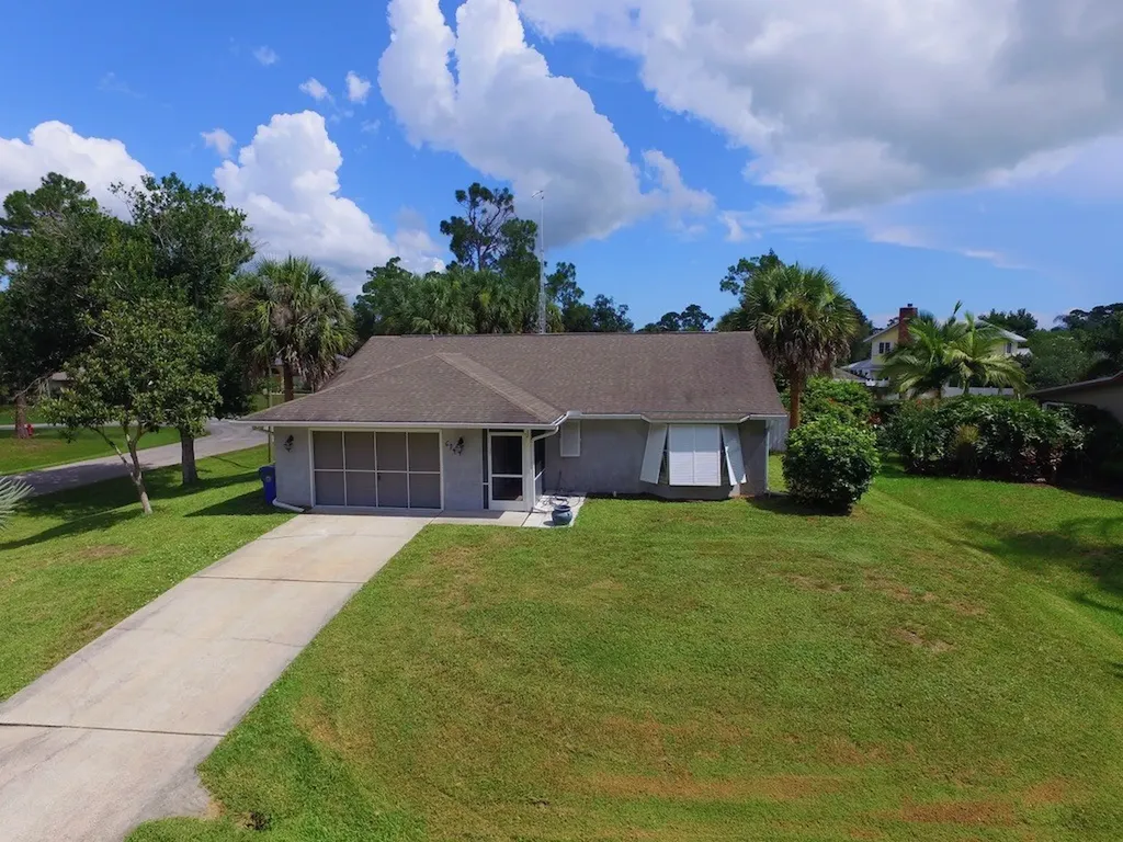 674 Gay Avenue Sebastian FL 32958