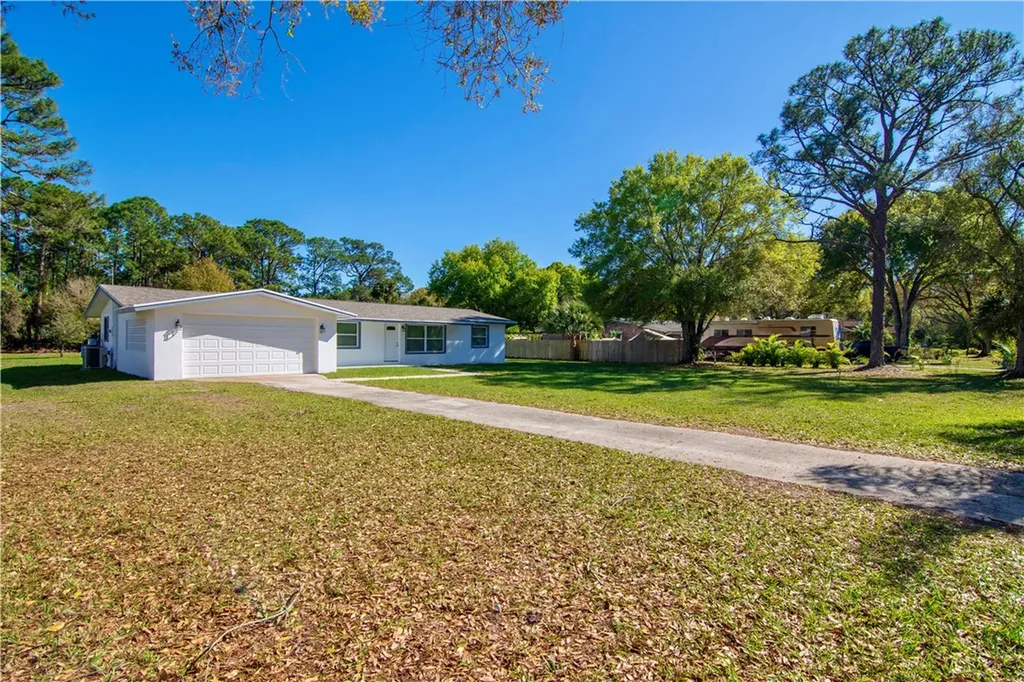 3946 62nd Avenue Vero Beach FL 32966