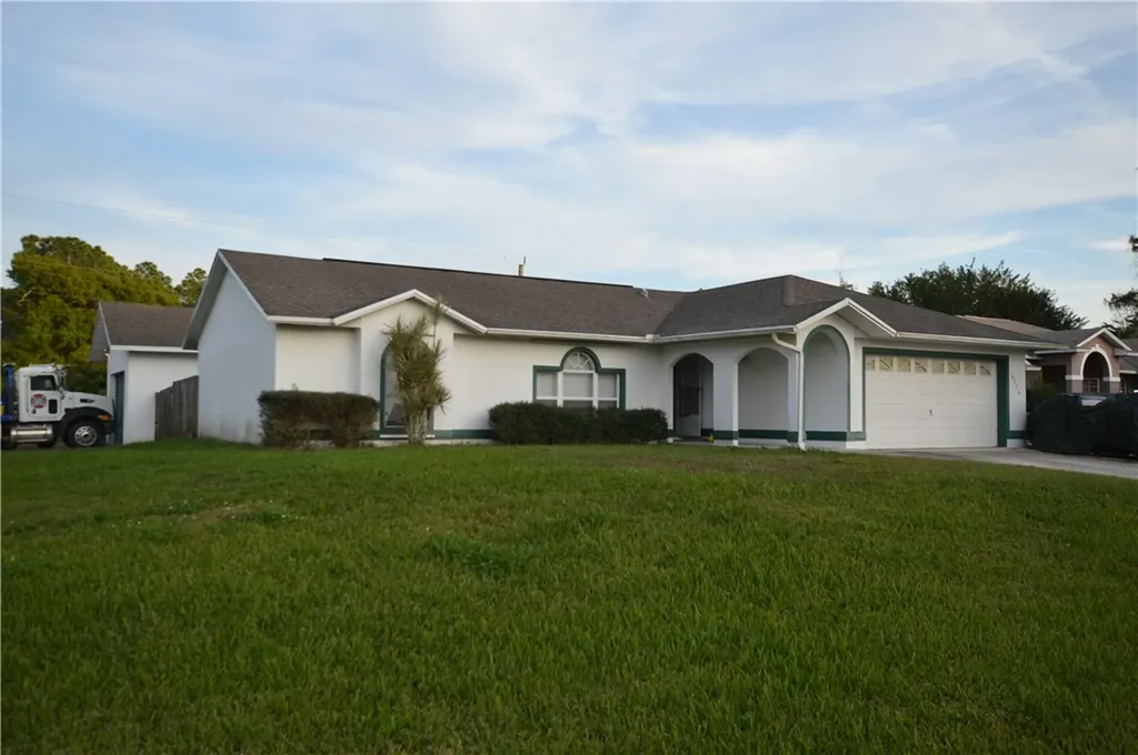 8276 95th Avenue Vero Beach FL 32967