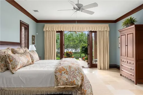 719 Grove Place Vero Beach FL 32963