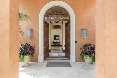 719 Grove Place Vero Beach FL 32963