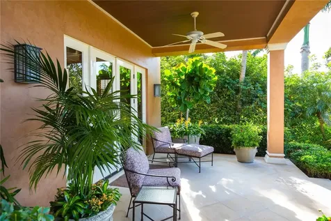 719 Grove Place Vero Beach FL 32963