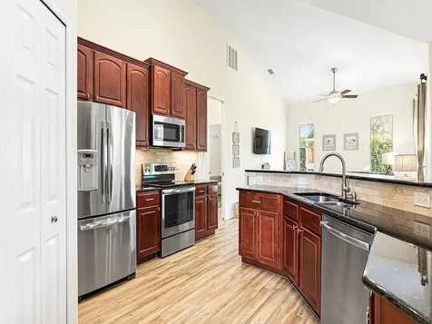 350 21st Court SW Vero Beach FL 32962