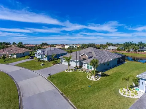 4753 Four Lakes Circle SW Vero Beach FL 32968