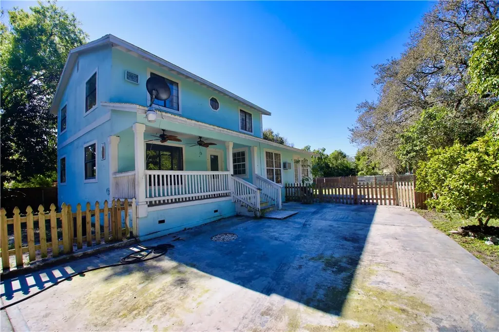 70 N Maple Street Fellsmere FL 32948