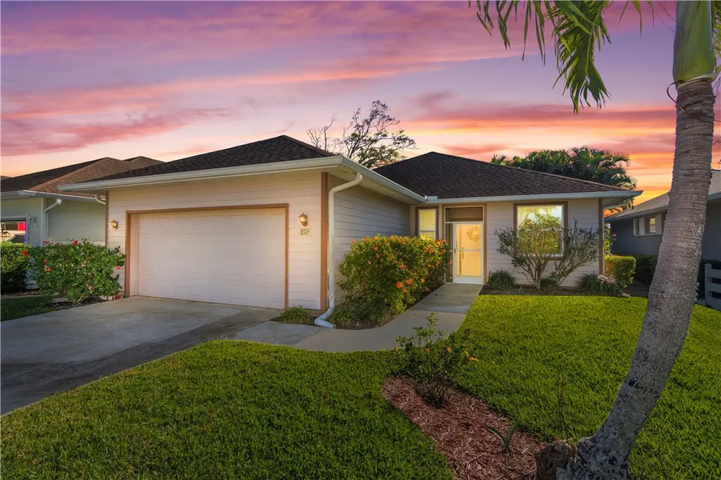 261 Hawthorne Lane Vero Beach FL 32962