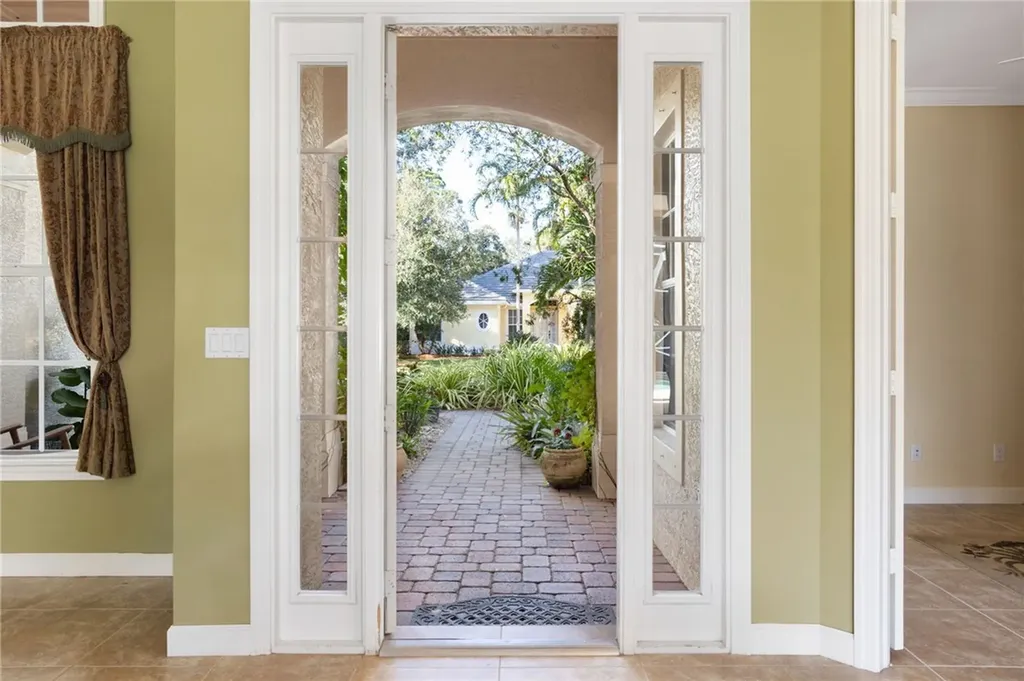 1050 Ansley Avenue SW Vero Beach FL 32968