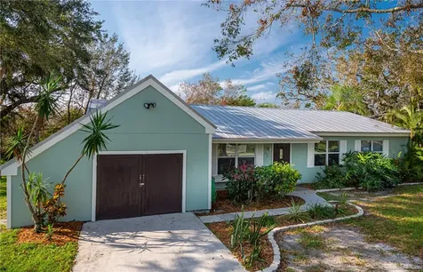 653 23rd Street SE Vero Beach FL 32962