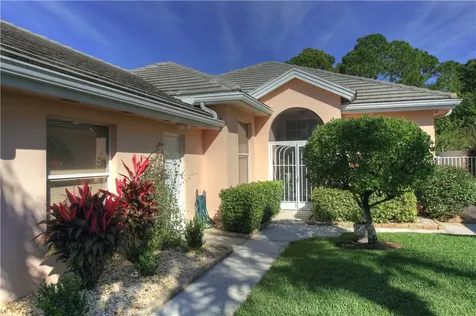 503 SW Hampton Court Port St. Lucie FL 34986