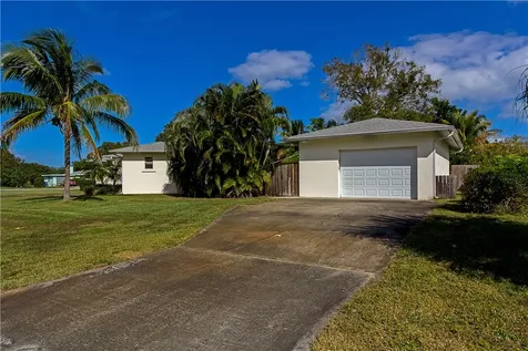 2576 Cordova Avenue Vero Beach FL 32960