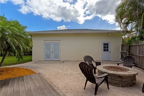 2576 Cordova Avenue Vero Beach FL 32960