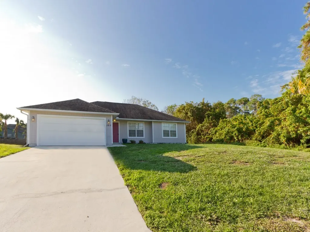 1815 20th Place SW Vero Beach FL 32962