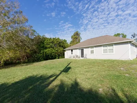 1815 20th Place SW Vero Beach FL 32962
