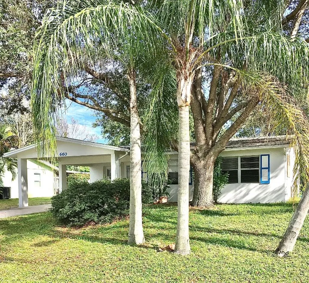 660 15th Avenue Vero Beach FL 32962