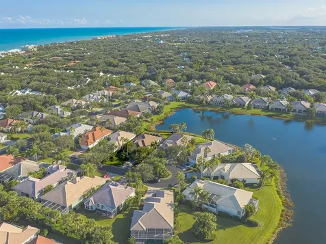 865 Island Club Lane Vero Beach FL 32963