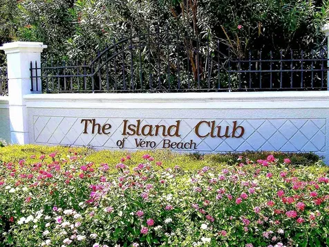 865 Island Club Lane Vero Beach FL 32963