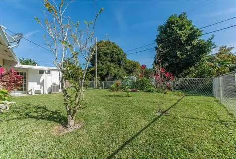 1470 5th Court Vero Beach FL 32960
