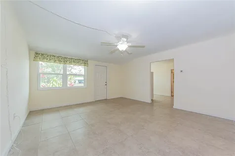 1470 5th Court Vero Beach FL 32960