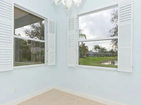 265 Champagne Court SW Vero Beach FL 32968