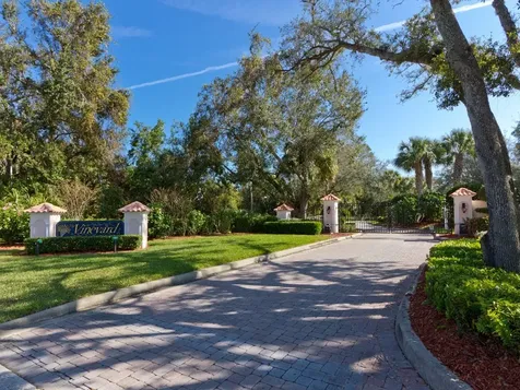 265 Champagne Court SW Vero Beach FL 32968