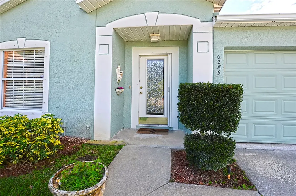6285 33rd Manor Vero Beach FL 32966