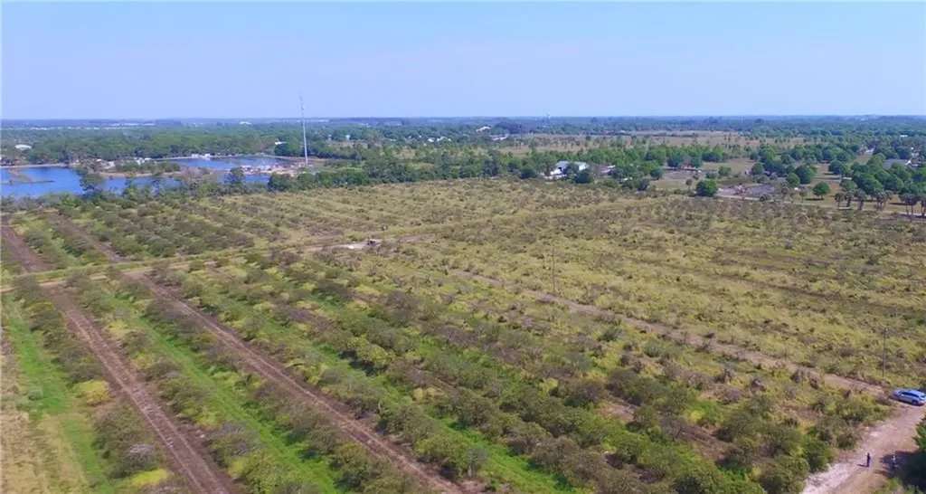 7280 1st Street SW Vero Beach FL 32968