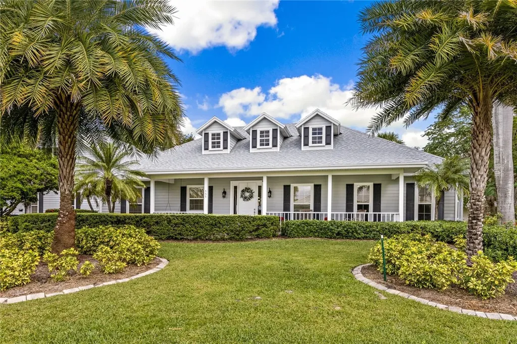 535 Riomar Drive Vero Beach FL 32963