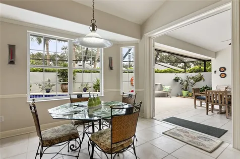 535 Riomar Drive Vero Beach FL 32963